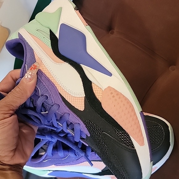 Puma - Picture 5 of 9